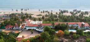 Отель Longuinhos Beach Resort  Colva
